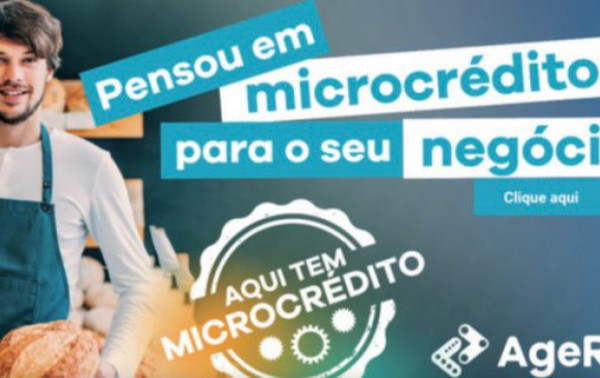 Macaque in the trees