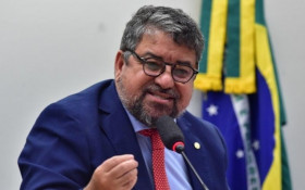 CORREIO BASTIDORES | Dirigente do PT diz que fim da escala 6 x 1 &eacute; 'demagogia'