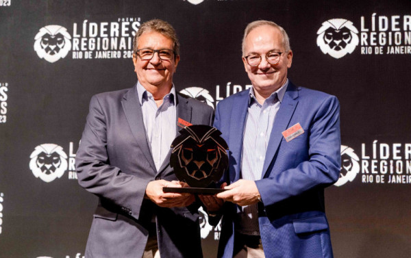 Macaque in the trees