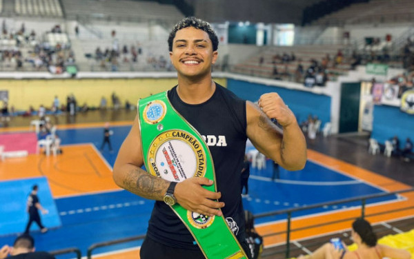 Macaque in the trees