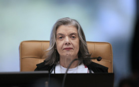 Abertura de investiga&ccedil;&atilde;o contra Alexandre de Moraes no STF ter&aacute; a ministra C&aacute;rmen L&uacute;cia como fiel da balan&ccedil;a
