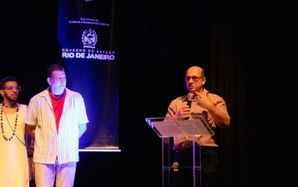 Macaque in the trees