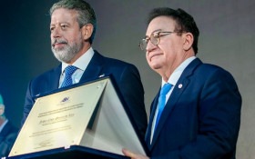 Coluna Magnavita: Presidente da Câmara, Arthur Lira recebe homenagem em evento promovido pela Associação Brasileira da Indústria de Hotéis em Brasília