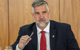 Sindicatos de servidores do INSS rebatem cr&iacute;ticas de parlamentar