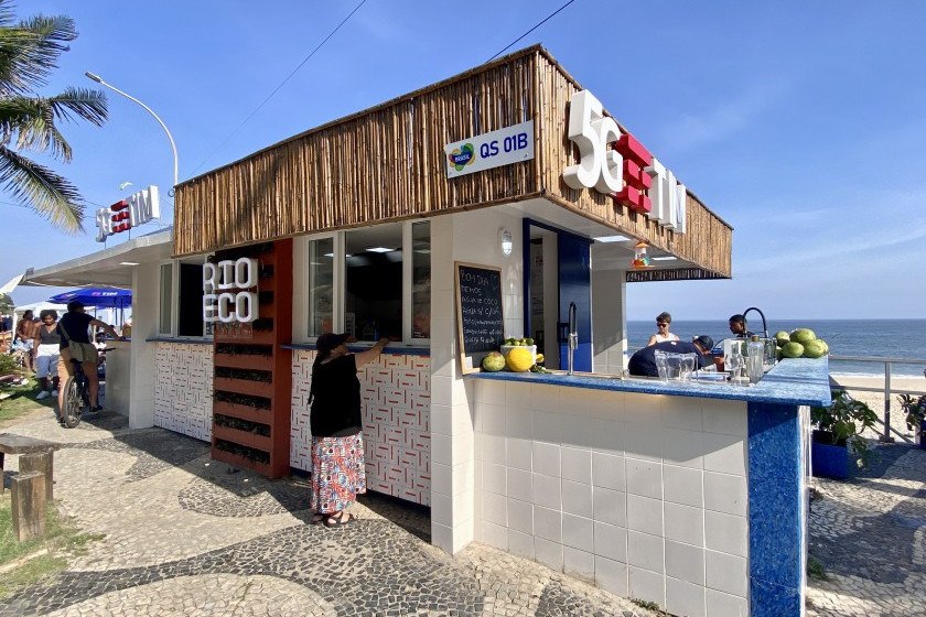 RIO ECO PRAIA: o primeiro quiosque 100% sustent&aacute;vel