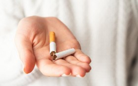 Cigarro causa 80% das mortes de câncer no pulmão