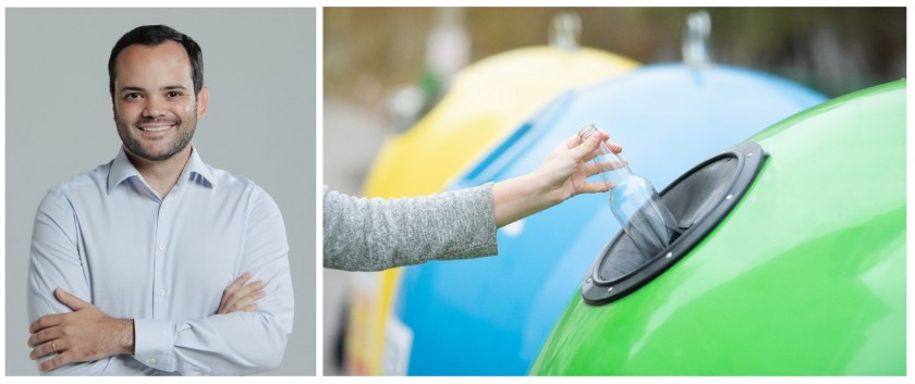 Macaque in the trees