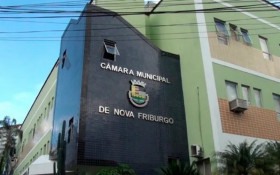Johnny Maycon veta aux&iacute;lio‑alimenta&ccedil;&atilde;o para vereadores