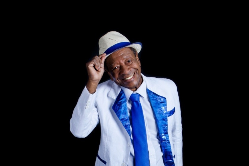 Noca, meu irm&atilde;o, agora em definitivo azul e branco