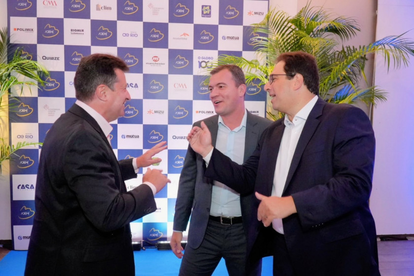 Macaque in the trees