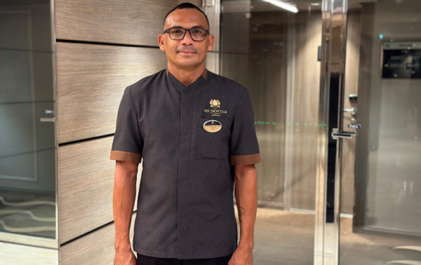 Macaque in the trees