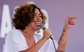 al&iacute;ria Petrone prop&otilde;e CPI do &lsquo;Agronejo&rsquo; para investigar cach&ecirc;s milion&aacute;rios de sertanejos