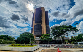 Taxa de juros atual &eacute; aliada da oposi&ccedil;&atilde;o 