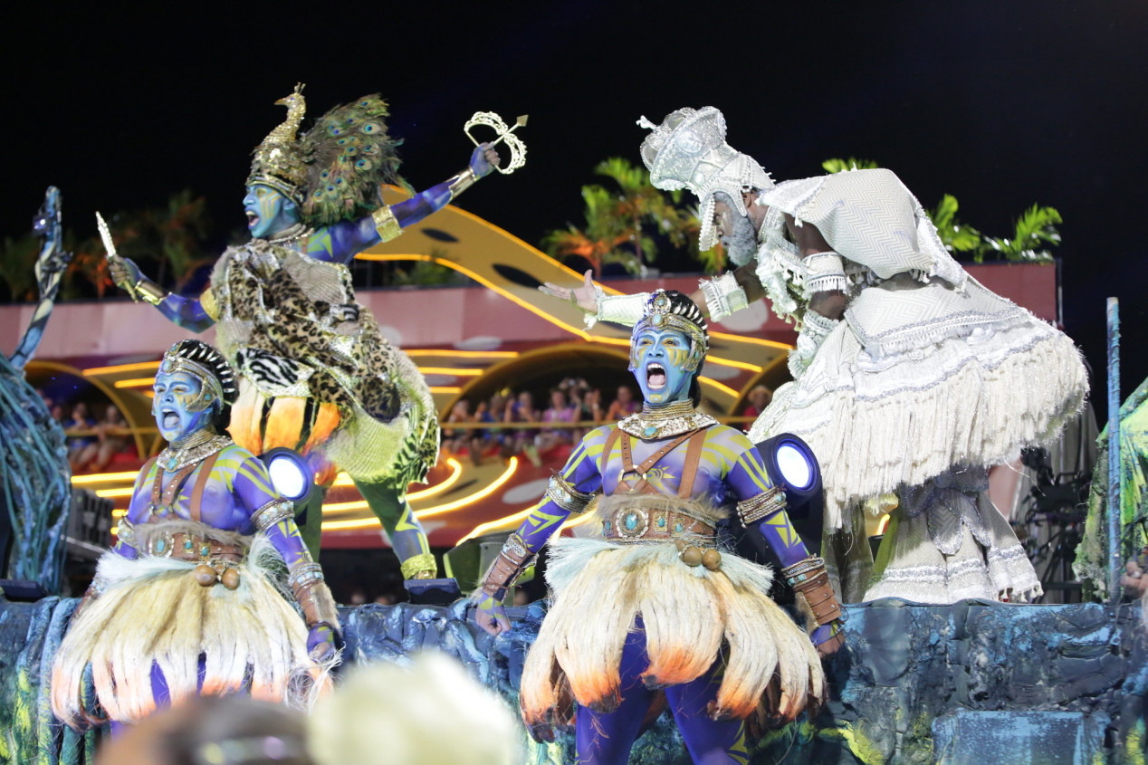 Macaque in the trees