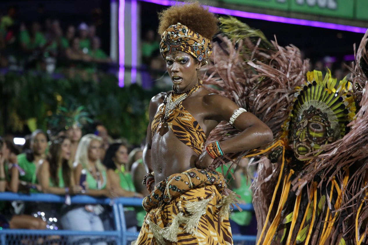 Macaque in the trees