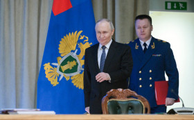 Vladimir Putin tem vit&oacute;ria recorde em elei&ccedil;&atilde;o parlamentar criticada na R&uacute;ssia