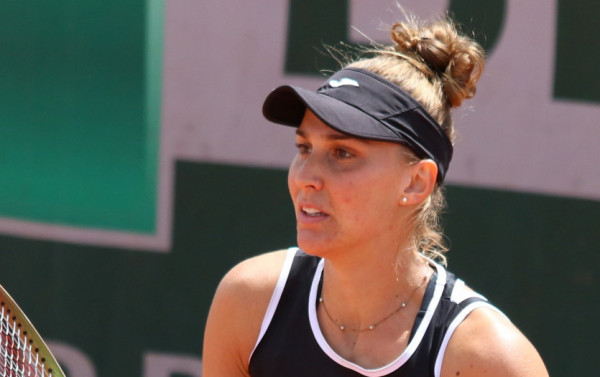 Bia Haddad Maia avan&ccedil;a em duplas de Roland Garros