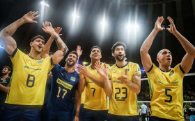 Embalado, Brasil faz 3 a 0 na invicta Eslov&ecirc;nia na Liga das Na&ccedil;&otilde;es