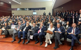 Coluna Magnavita | Feriado ajudar&aacute; a turbinar o F&oacute;rum de Lisboa
