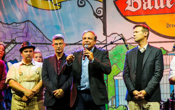 Macaque in the trees