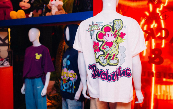 Macaque in the trees