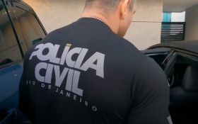 Olheiro do tr&aacute;fico &eacute; preso ap&oacute;s monitorar viatura e repassar informa&ccedil;&otilde;es ao TCP na Baixada Fluminense