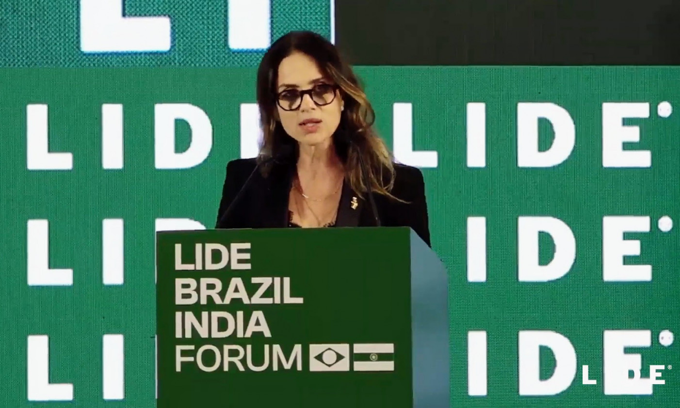 Macaque in the trees