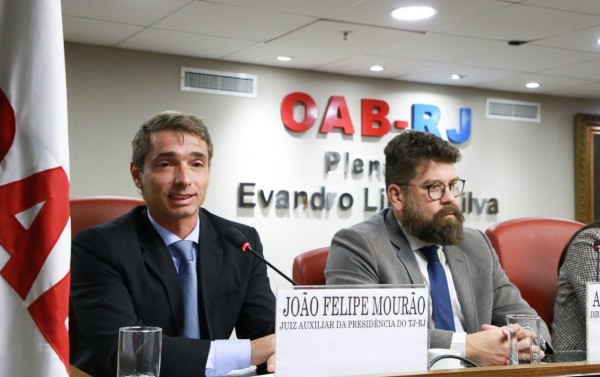 Macaque in the trees