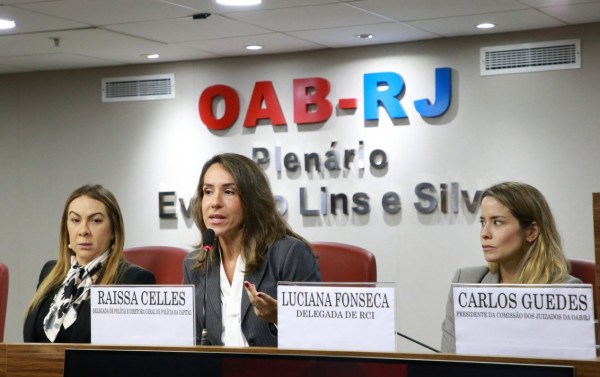 Macaque in the trees
