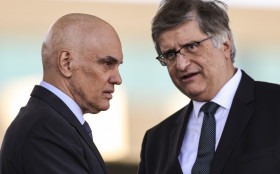 CORREIO BASTIDORES | Pris&atilde;o domiciliar para Bolsonaro alivia governo