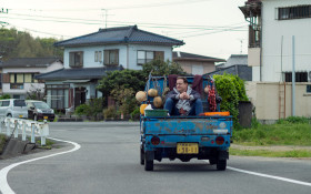 CR&Iacute;TICA / FILME / FAM&Iacute;LIA DE ALUGUEL: Uma &lsquo;delicinha&rsquo; de filme numa carreira renascida