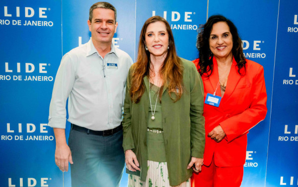 Macaque in the trees