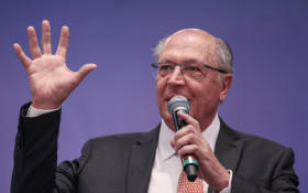 Brasil espera assinatura r&aacute;pida do acordo Mercosul&ndash;UE, diz Alckmin