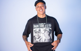 Cl&aacute;ssicos do samba com o jeito de Sapucahy