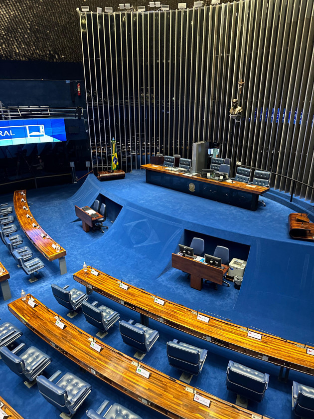 Coluna Magnavita | Vetor Arrow: Disputa aberta para o Senado pelo Rio