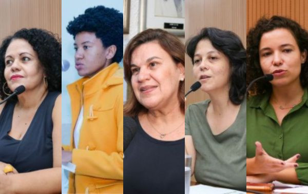 Macaque in the trees