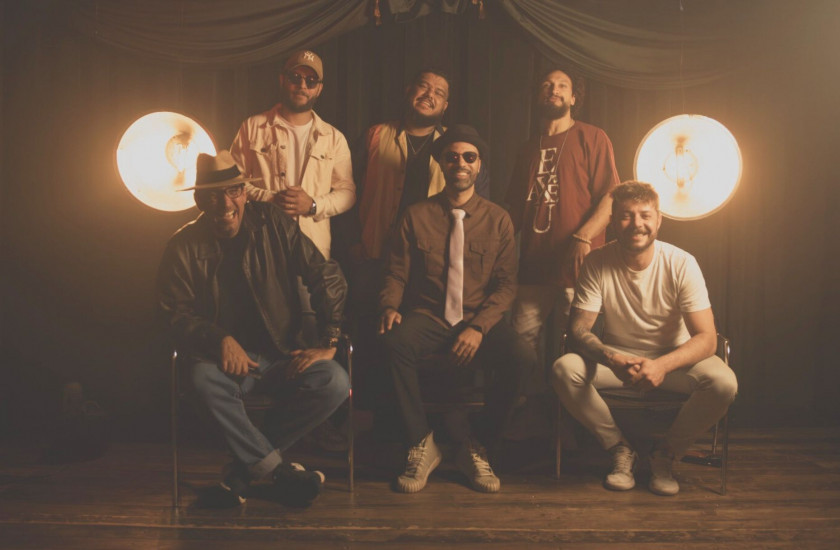 EP – O Amor Tudo Supera: Josimar Prince Macaque in the trees