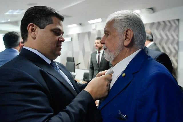 Jaques Wagner e Davi Alcolumbre se reaproximam, mas n&atilde;o muito