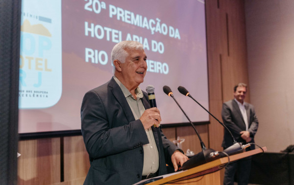 Macaque in the trees