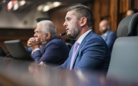 CCJ da Alerj analisa prisão de Bacellar nesta segunda