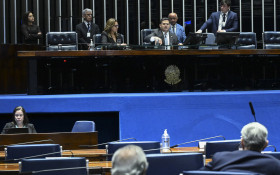 Senado aprova licença ambiental proposta por Alcolumbre