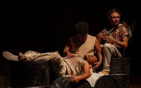 Realismo fant&aacute;stico contra balas reais