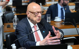 CORREIO BASTIDORES | Governo v&ecirc; oportunidade no projeto que alivia golpistas