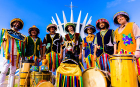 P&eacute; de Cerrado celebra 25 anos em turn&ecirc; nacional