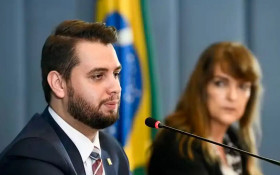 Ex-assessor de Bolsonaro, Filipe Martins &eacute; preso preventivamente pela PF