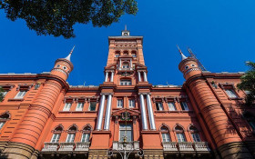 A caixa preta do bilion&aacute;rio Funesbom. As taxas de inc&ecirc;ndio chegam anualmente e a presta&ccedil;&atilde;o de contas n&atilde;o