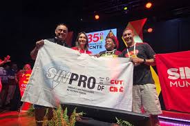 JORNAL DO SERVIDOR | Categoria do DF &eacute; representada na nova dire&ccedil;&atilde;o executiva da CNTE