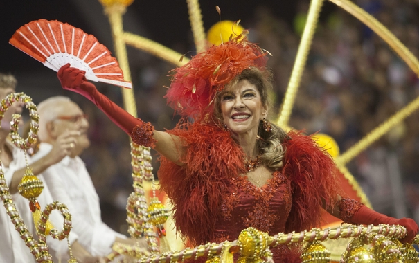 Macaque in the trees