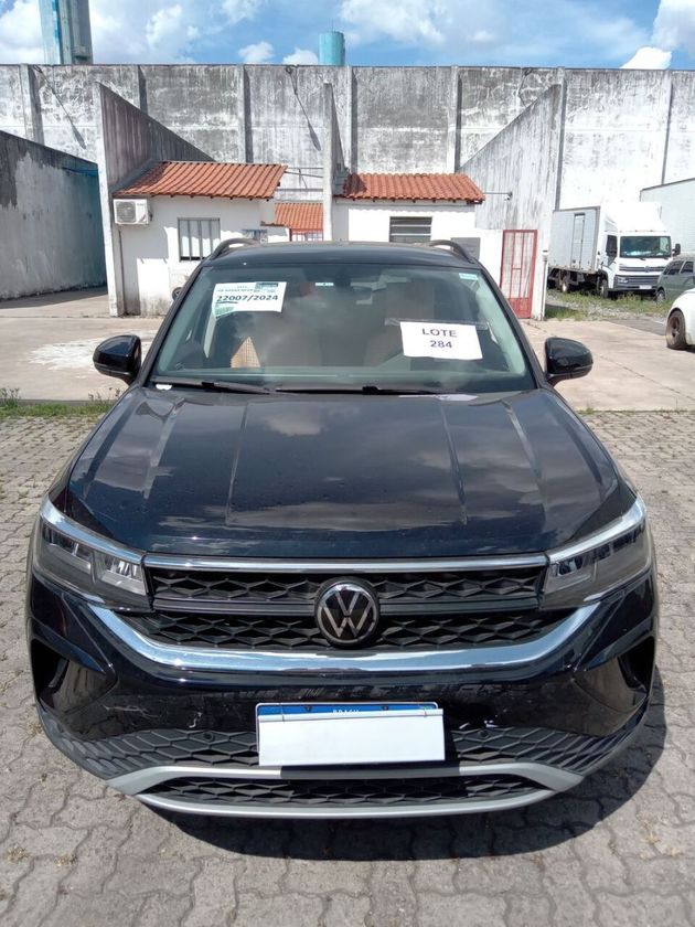 Volkswagen Taos 2024, avaliado em R$ 140 mil pela tabela Fipe, é leiloado a R$ 80 mil no lote 284 Macaque in the trees