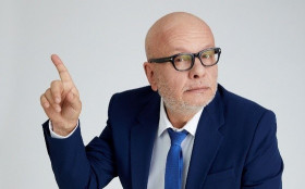 BRASILIANAS | MeMefolia traz humor e cultura digital